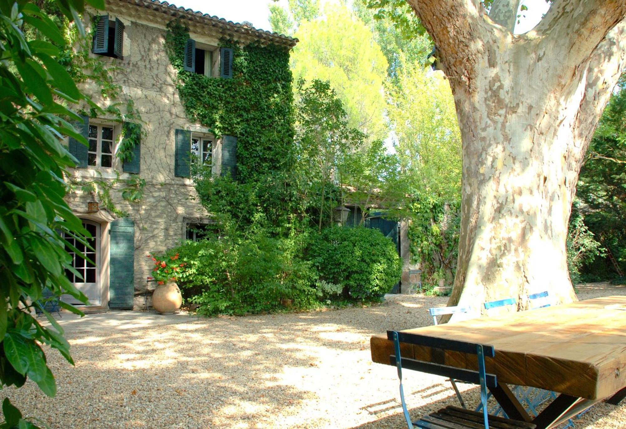 LʼIsle-sur-la-Sorgue Campagne Baudeloup B&B 외부 사진