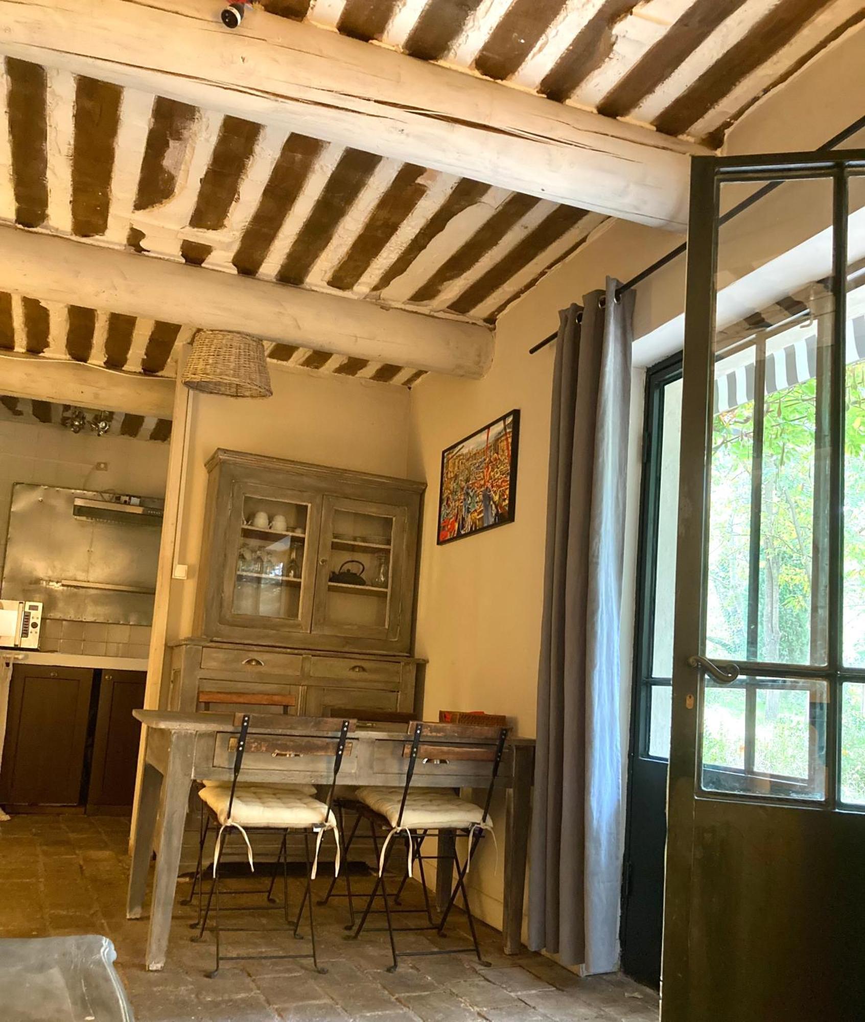 LʼIsle-sur-la-Sorgue Campagne Baudeloup B&B 외부 사진