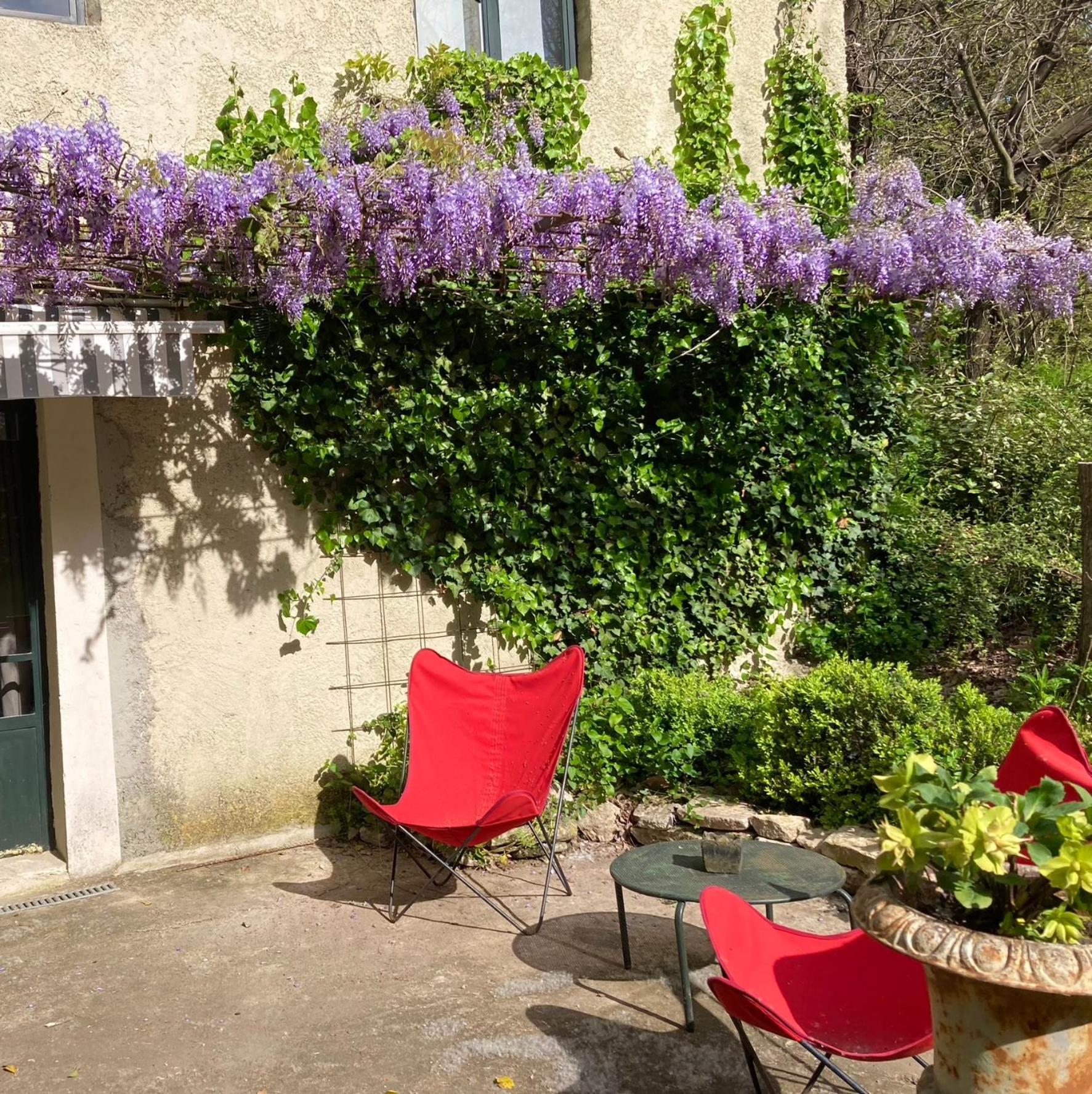 LʼIsle-sur-la-Sorgue Campagne Baudeloup B&B 외부 사진