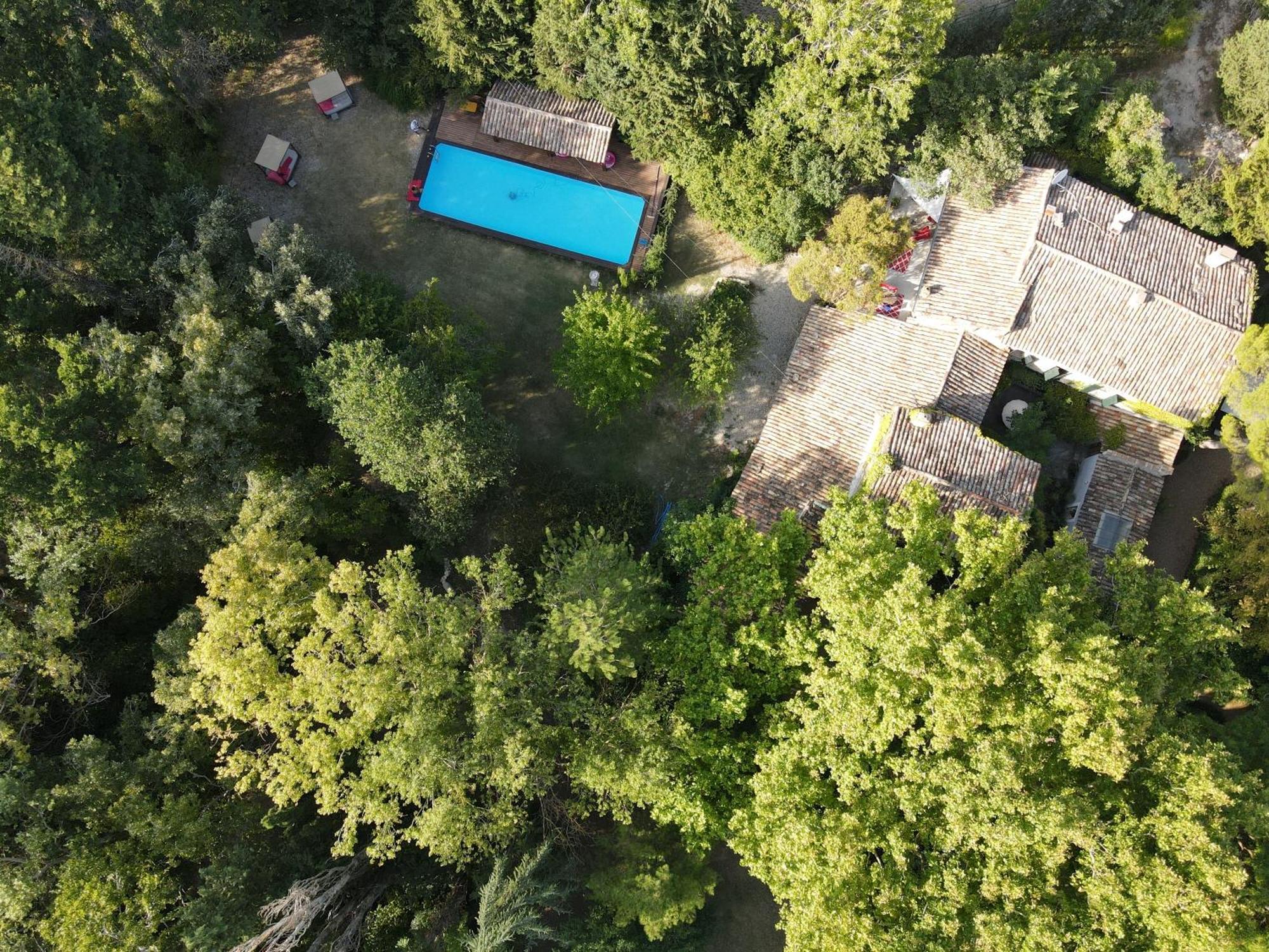 LʼIsle-sur-la-Sorgue Campagne Baudeloup B&B 외부 사진