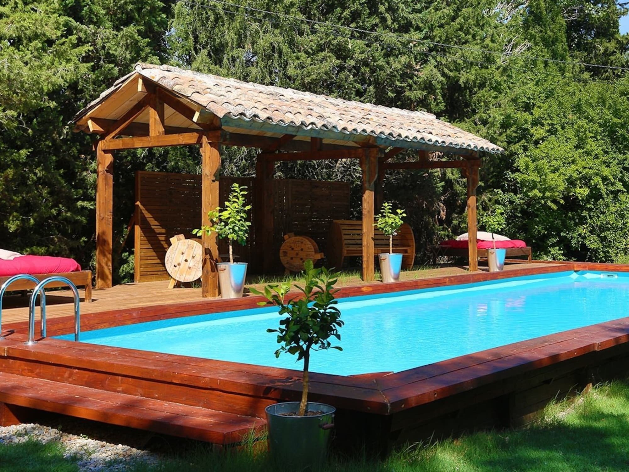 LʼIsle-sur-la-Sorgue Campagne Baudeloup B&B 외부 사진